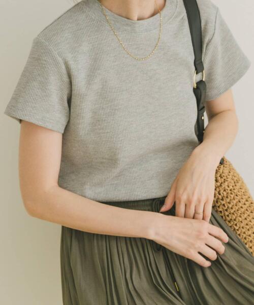 ITEMS URBANRESEARCH(アイテムズ アーバンリサーチ)の「ワッフル半袖Tシャツ(Tシャツ/カットソー・レディース・ホワイト/ベージュ/グレー/チャコールグレー・FREE)」の3枚目の写真