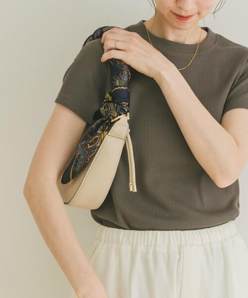 ITEMS URBANRESEARCH(アイテムズ アーバンリサーチ)の「ワッフル半袖Tシャツ(Tシャツ/カットソー・レディース・ホワイト/ベージュ/グレー/チャコールグレー・FREE)」の2枚目の写真