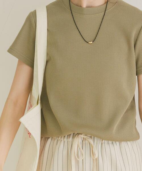ITEMS URBANRESEARCH(アイテムズ アーバンリサーチ)の「ワッフル半袖Tシャツ(Tシャツ/カットソー・レディース・ホワイト/ベージュ/グレー/チャコールグレー・FREE)」の16枚目の写真