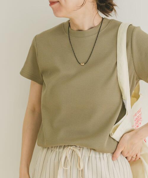 ITEMS URBANRESEARCH(アイテムズ アーバンリサーチ)の「ワッフル半袖Tシャツ(Tシャツ/カットソー・レディース・ホワイト/ベージュ/グレー/チャコールグレー・FREE)」の15枚目の写真