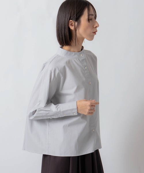 Kelen(ケレン)の「「KELEN / ケレン」スタンドカラーブラウス(シャツ/ブラウス・レディース・グリーン/オフホワイト/ブラック/ブルーグレー・S/M)」の15枚目の写真