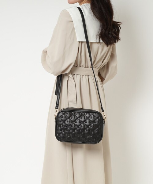 Ober Tashe(オーバータッシェ)の「キルティングショルダーバッグ(ショルダーバッグ・レディース・ピンク系/ブラック/アイボリー・FREE)」の17枚目の写真