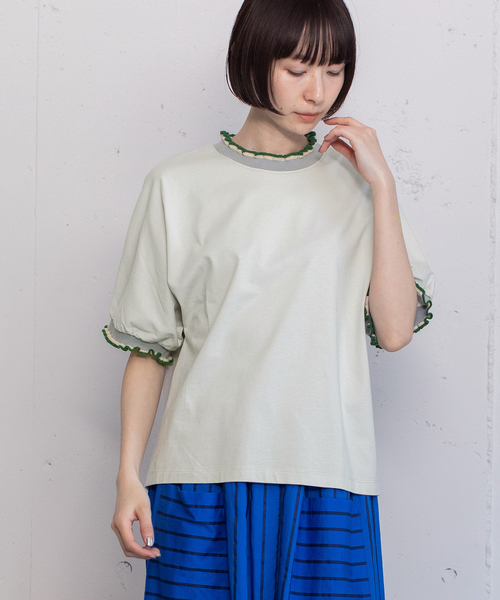 POU DOU DOU（プードゥドゥ）の「ニットフリル使いドルマントップス（Tシャツ/カットソー・レディース・ライトグレー/オフホワイト/ブラック・M）」の3枚目の写真