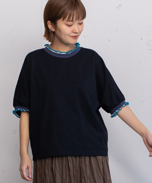 POU DOU DOU（プードゥドゥ）の「ニットフリル使いドルマントップス（Tシャツ/カットソー・レディース・ライトグレー/オフホワイト/ブラック・M）」の2枚目の写真
