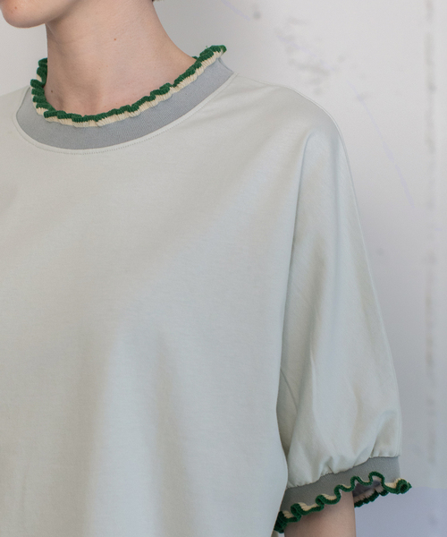 POU DOU DOU（プードゥドゥ）の「ニットフリル使いドルマントップス（Tシャツ/カットソー・レディース・ライトグレー/オフホワイト/ブラック・M）」の9枚目の写真