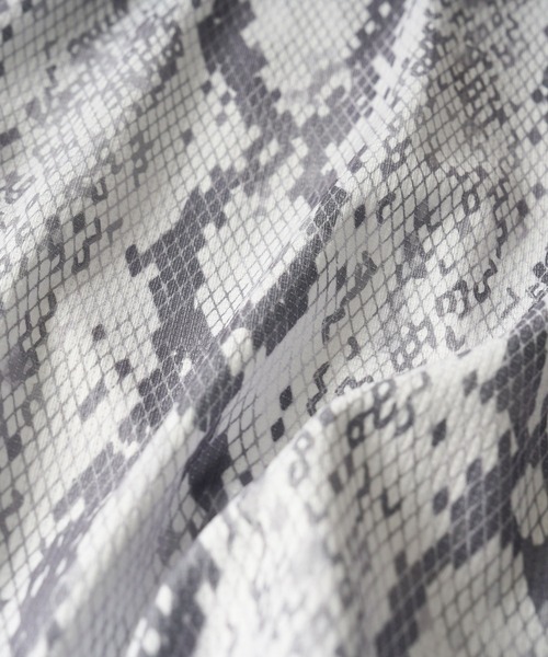 Subciety（サブサエティ）の「Patterned waffle tee（Tシャツ/カットソー・メンズ・A/B/C・X-LARGE/LARGE/MEDIUM/SMALL）」の10枚目の写真