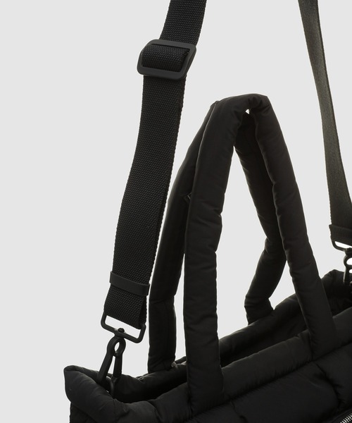 MARNI(マルニ)の「PUFF / EWトートバッグ(ショルダーバッグ・メンズ・ブラック・ONE SIZE)」の3枚目の写真