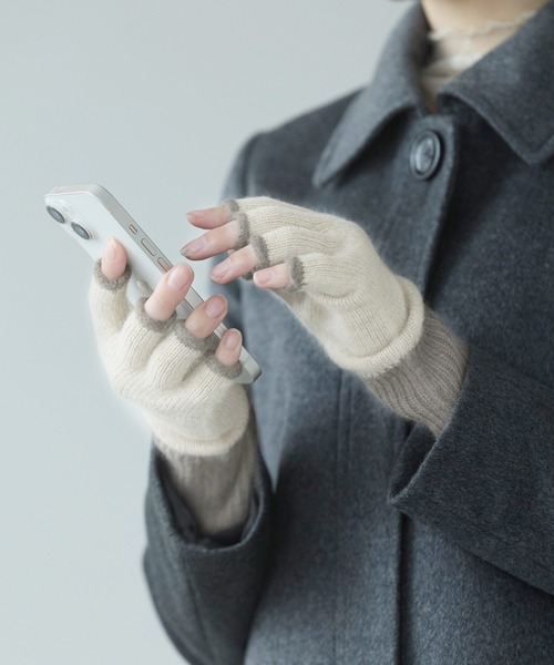 sankyo shokai（サンキョウショウカイ）の「ハンドウォーマー カシミヤ100% 指なし 手袋（手袋・レディース・ベージュ/オフホワイト・FREE）」の4枚目の写真