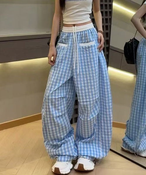 gossip!ロサンゼルス(ゴシップロサンゼルス)の「Y2Kカーブデザイン ギンガムチェックパンツ(その他パンツ・レディース・ブルー/レッド/ブラック・M/S)」の7枚目の写真
