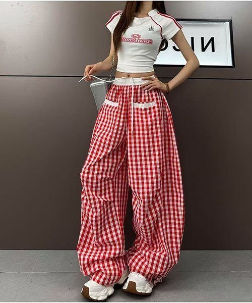 gossip!ロサンゼルス(ゴシップロサンゼルス)の「Y2Kカーブデザイン ギンガムチェックパンツ(その他パンツ・レディース・ブルー/レッド/ブラック・M/S)」の12枚目の写真