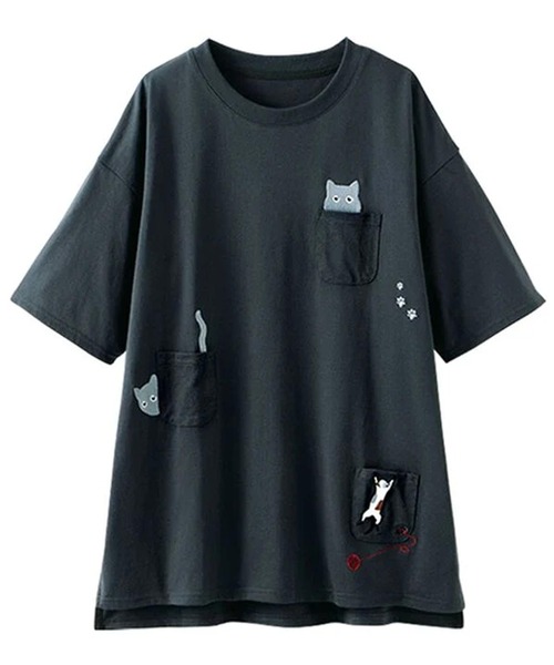 BELLUNA PLUS(ベルーナ)の「ネコ刺しゅうビッグプルオーバー(Tシャツ/カットソー・レディース・チャコール/オフホワイト/ホワイト系/オートミール・X-LARGE/LARGE/MEDIUM)」の9枚目の写真