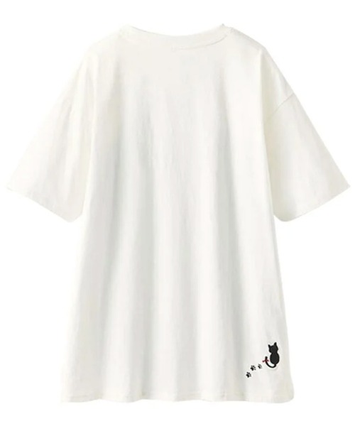 BELLUNA PLUS(ベルーナ)の「ネコ刺しゅうビッグプルオーバー(Tシャツ/カットソー・レディース・チャコール/オフホワイト/ホワイト系/オートミール・X-LARGE/LARGE/MEDIUM)」の19枚目の写真