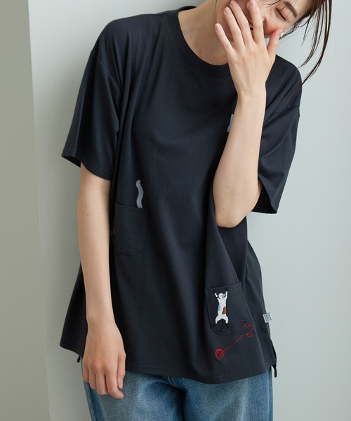 BELLUNA PLUS(ベルーナ)の「ネコ刺しゅうビッグプルオーバー(Tシャツ/カットソー・レディース・チャコール/オフホワイト/ホワイト系/オートミール・X-LARGE/LARGE/MEDIUM)」の18枚目の写真