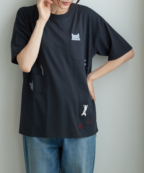 BELLUNA PLUS(ベルーナ)の「ネコ刺しゅうビッグプルオーバー(Tシャツ/カットソー・レディース・チャコール/オフホワイト/ホワイト系/オートミール・X-LARGE/LARGE/MEDIUM)」の17枚目の写真