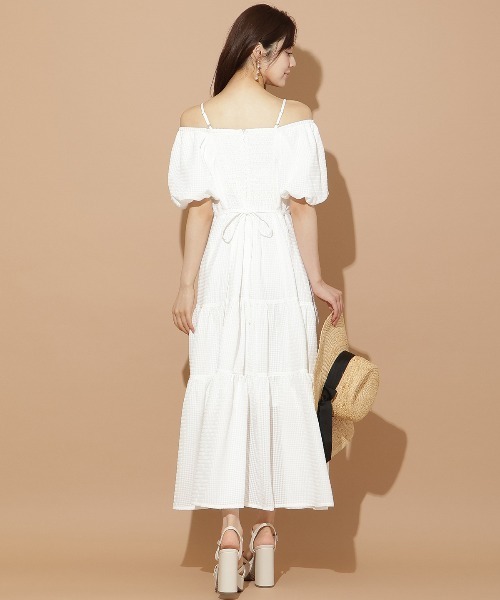 WILLSELECTION(ウィルセレクション)の「バルーンスリーブティアードワンピース(ワンピース・レディース・ブラック系その他/オフホワイト/ブラック・FREE)」の4枚目の写真