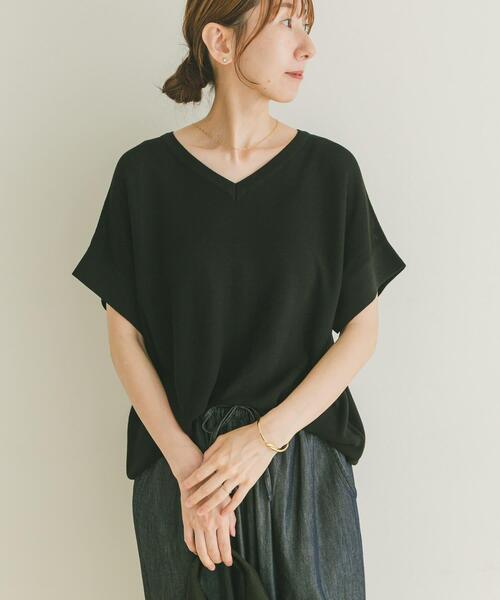 ITEMS URBANRESEARCH(アイテムズ アーバンリサーチ)の「Vネックフレンチニット(ニット/セーター・レディース・ブラック/グレー系その他/ブラウン/レッド系その他・FREE)」の10枚目の写真