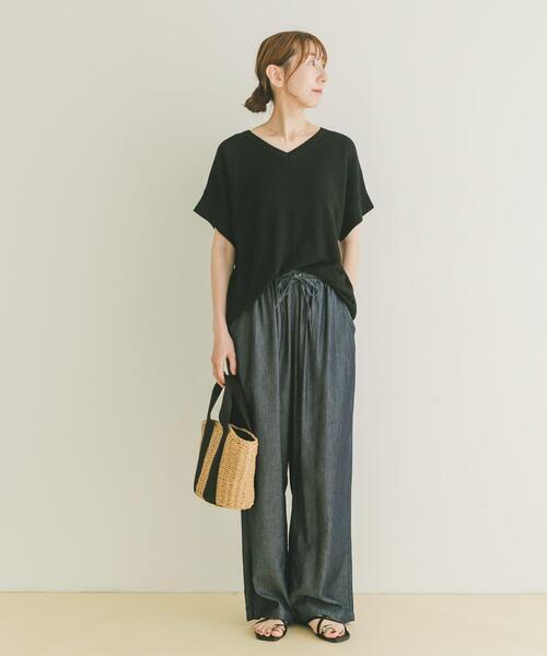 ITEMS URBANRESEARCH(アイテムズ アーバンリサーチ)の「Vネックフレンチニット(ニット/セーター・レディース・ブラック/グレー系その他/ブラウン/レッド系その他・FREE)」の12枚目の写真
