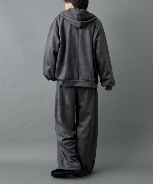 COLONY 2139(コロニートゥーワンスリーナイン)の「シンセティックスエードダブルジップパーカー(パーカー・メンズ・チャコールグレー/ブラック・MEDIUM/LARGE)」の16枚目の写真
