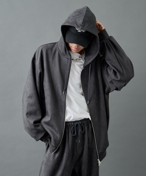 COLONY 2139(コロニートゥーワンスリーナイン)の「シンセティックスエードダブルジップパーカー(パーカー・メンズ・チャコールグレー/ブラック・MEDIUM/LARGE)」の4枚目の写真