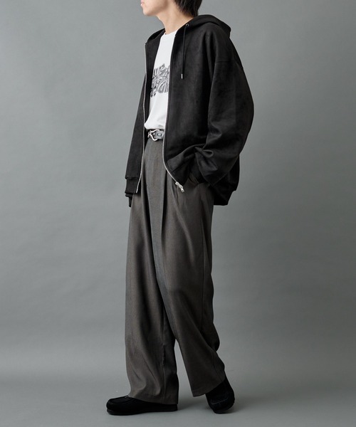 COLONY 2139(コロニートゥーワンスリーナイン)の「シンセティックスエードダブルジップパーカー(パーカー・メンズ・チャコールグレー/ブラック・MEDIUM/LARGE)」の12枚目の写真