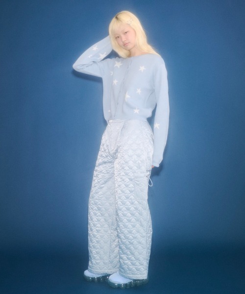 FEKETE（フェケテ）の「star quilted wide pants / 星柄キルティングワイドパンツ（カーゴパンツ・レディース・ベビーピンク/グレイッシュブルー・LARGE/MEDIUM/SMALL）」の10枚目の写真