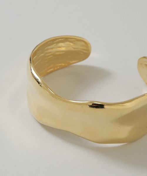 NANO universe（ナノユニバース）の「ワイドニュアンスバングル（バングル/リストバンド・レディース・ゴールド/シルバー・FREE）」の7枚目の写真