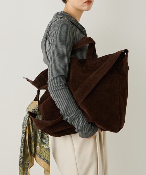 Unitage（ユニテージ）の「フェイクスウェードBIGトート（トートバッグ・レディース・ダークブラウン/ブラウン・FREE）」の9枚目の写真