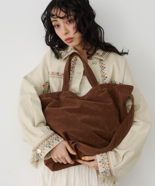 Unitage（ユニテージ）の「フェイクスウェードBIGトート（トートバッグ・レディース・ダークブラウン/ブラウン・FREE）」の13枚目の写真