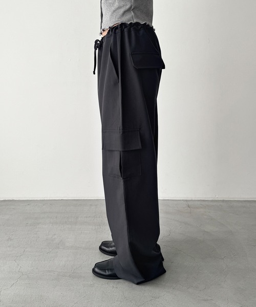 CANAL JEAN（キャナルジーン）の「diggity　ポリレーヨンカーゴイージーパンツ（その他パンツ・レディース・チャコールグレー・ONE SIZE）」の11枚目の写真