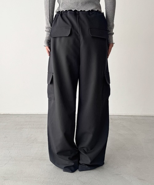 CANAL JEAN（キャナルジーン）の「diggity　ポリレーヨンカーゴイージーパンツ（その他パンツ・レディース・チャコールグレー・ONE SIZE）」の12枚目の写真