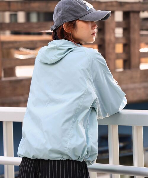 FFEIN(フェイン)の「【FFEIN(フェイン)】軽量リップストップナイロンジャケット / ワンポイント ナイロン ジップ ドローコード(ナイロンジャケット・メンズ・ブラック/サックスブルー/ブラウン/ダークネイビー・SMALL/MEDIUM/LARGE)」の22枚目の写真