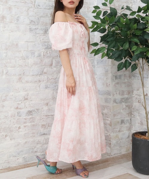 CECIL McBEE(セシルマクビー)の「バルーンスリーブティアードワンピース(ワンピース・レディース・ブルー/ピンク・MEDIUM)」の5枚目の写真