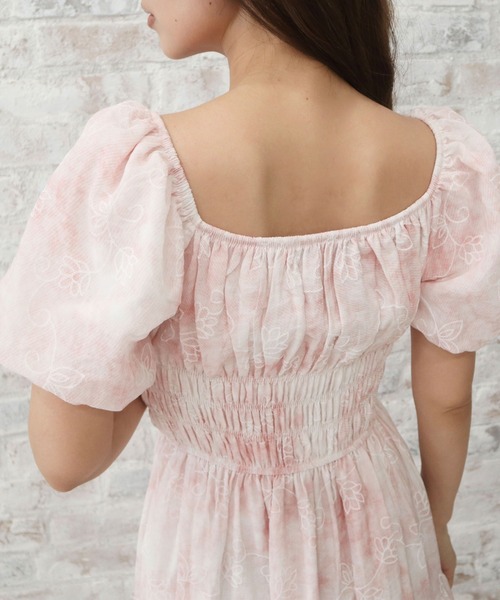 CECIL McBEE(セシルマクビー)の「バルーンスリーブティアードワンピース(ワンピース・レディース・ブルー/ピンク・MEDIUM)」の9枚目の写真