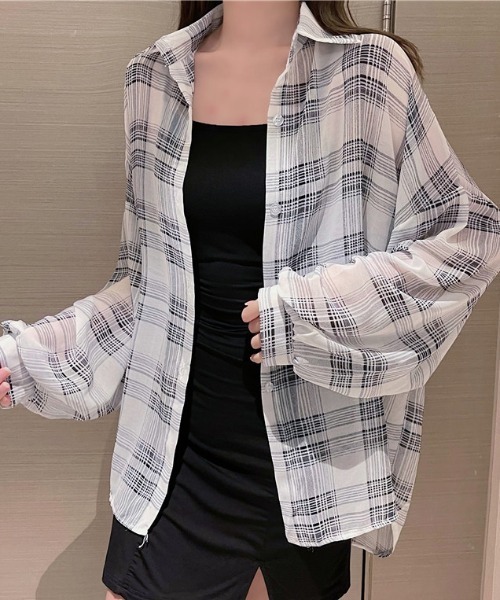 SHEPP(シープ)の「チェック柄 シアー ルーズシャツ【冷房・日焼け対策】(シャツ/ブラウス・レディース・ブルー/ブラック/ベージュ/ホワイト/レッド・F)」の18枚目の写真