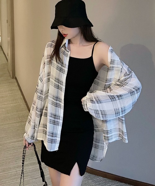 SHEPP(シープ)の「チェック柄 シアー ルーズシャツ【冷房・日焼け対策】(シャツ/ブラウス・レディース・ブルー/ブラック/ベージュ/ホワイト/レッド・F)」の17枚目の写真