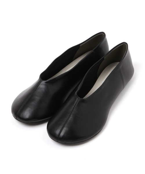 LEPSIM（レプシィム）の「オブリークフラットパンプス　589556（パンプス・レディース・シルバー/ブラック・LARGE/MEDIUM）」の19枚目の写真