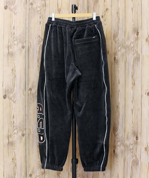 AVIREX(アヴィレックス)の「VELOUR PANTS 'A.C.D'(その他パンツ・メンズ・グリーン/ブラック・L/XL/XXL/M)」の4枚目の写真