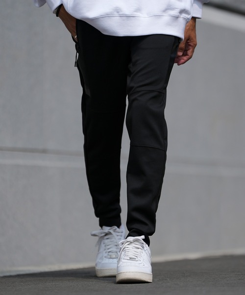 improves（インプローブス）の「テック ジョガーパンツ（その他パンツ・メンズ・ブラック・X-LARGE/LARGE/MEDIUM）」の4枚目の写真