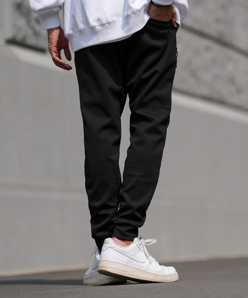 improves（インプローブス）の「テック ジョガーパンツ（その他パンツ・メンズ・ブラック・X-LARGE/LARGE/MEDIUM）」の2枚目の写真