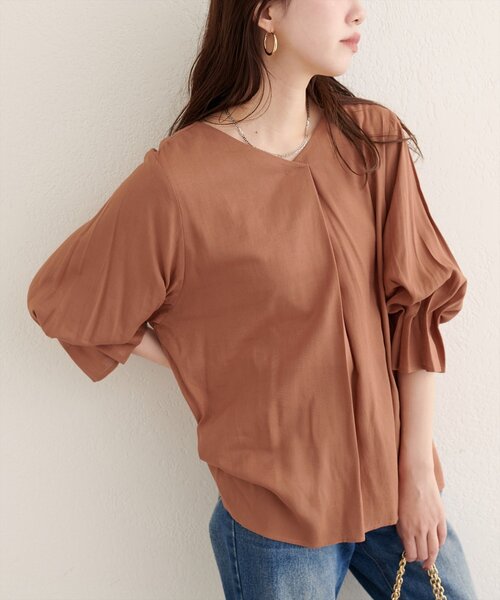 natural couture(ナチュラルクチュール)の「【WEB限定】麻レーヨンタック袖ブラウス(シャツ/ブラウス・レディース・オレンジ/その他1/アイボリー/サックスブルー/ブラック・FREE)」の4枚目の写真