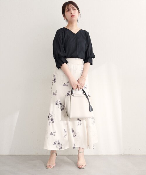 natural couture(ナチュラルクチュール)の「【WEB限定】麻レーヨンタック袖ブラウス(シャツ/ブラウス・レディース・オレンジ/その他1/アイボリー/サックスブルー/ブラック・FREE)」の13枚目の写真
