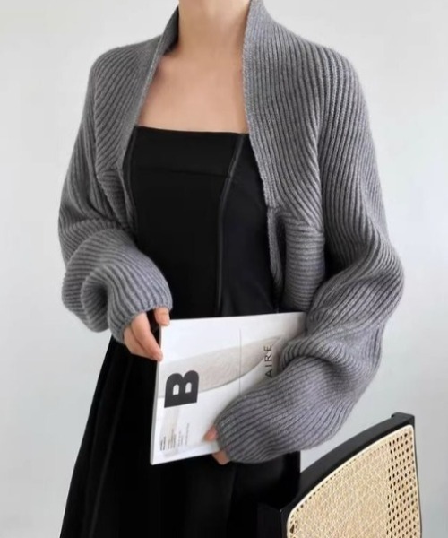 yuue' ( wear )(ユーイ)の「ショートボレロカーディガン(カーディガン/ボレロ・レディース・カーキ/グレー/アイボリー/ブラック・FREE)」の2枚目の写真