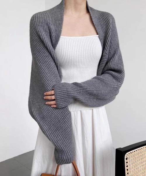 yuue' ( wear )(ユーイ)の「ショートボレロカーディガン(カーディガン/ボレロ・レディース・カーキ/グレー/アイボリー/ブラック・FREE)」の21枚目の写真