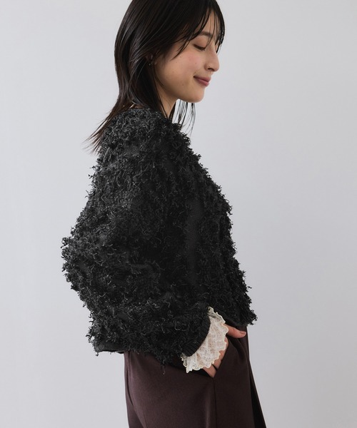 VIS（ビス）の「リボンヤーンフリンジニットプルオーバー（ニット/セーター・レディース・オフホワイト/チャコールグレー/ピンク系その他2・FREE）」の4枚目の写真