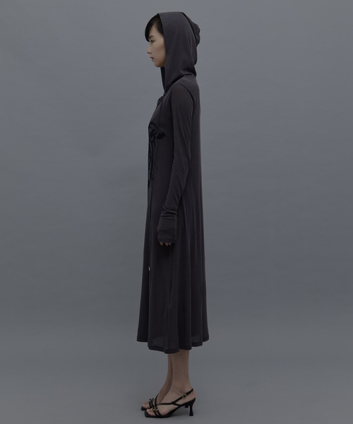 tanakadaisuke（タナカダイスケ）の「【tanakadaisuke/タナカダイスケ】《STUDIOUS別注》iron embroidery cotton sheer one-piece/エンブロイダリーコットンシアーワンピース（ワンピース・レディース・ブラック/グレー・FREE）」の8枚目の写真