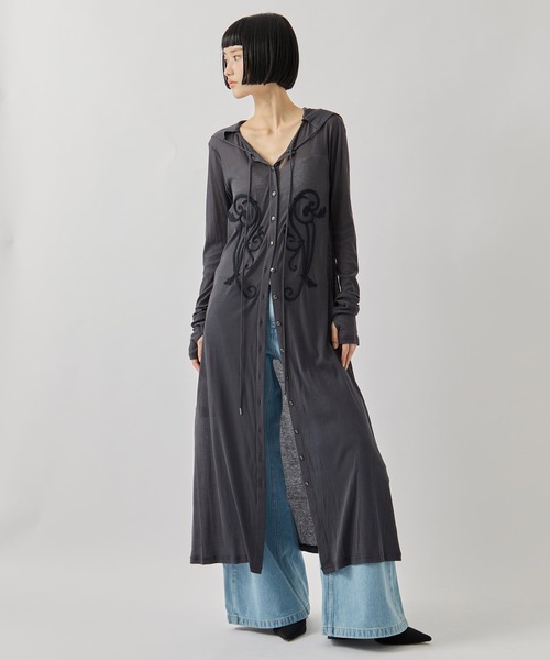 tanakadaisuke(タナカダイスケ)の「【tanakadaisuke/タナカダイスケ】《STUDIOUS別注》iron embroidery cotton sheer one-piece/エンブロイダリーコットンシアーワンピース(ワンピース・レディース・ブラック/グレー・FREE)」の4枚目の写真