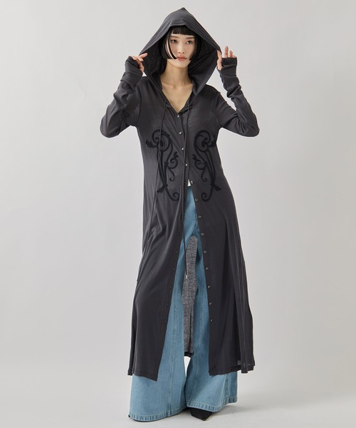 tanakadaisuke(タナカダイスケ)の「【tanakadaisuke/タナカダイスケ】《STUDIOUS別注》iron embroidery cotton sheer one-piece/エンブロイダリーコットンシアーワンピース(ワンピース・レディース・ブラック/グレー・FREE)」の3枚目の写真