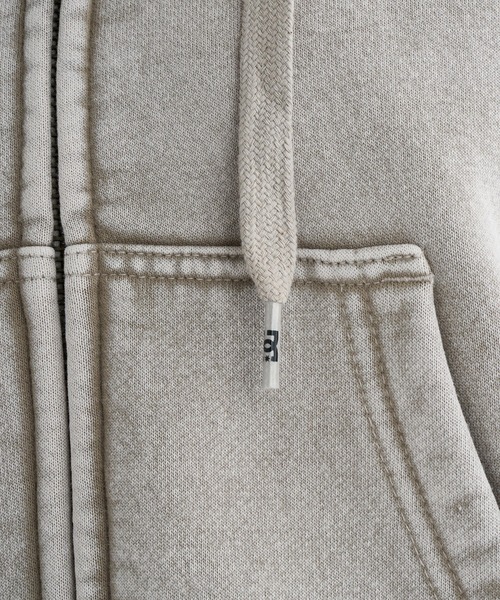 DC SHOES(ディーシーシューズ)の「25 WS HIDDEN SHORT Z/DCジップアップショート丈パーカー・フーディー(パーカー・レディース・ミント/アンティークシルバー/グレイッシュベージュ/ブラック系その他・MEDIUM/LARGE/SMALL)」の11枚目の写真