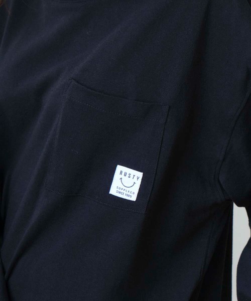 RUSTY(ラスティ)の「【RUSTY:ラスティー】レディースバックプリント胸ポケット長袖ロンT(Tシャツ/カットソー・レディース・ライトブルー/ブラック・MEDIUM)」の4枚目の写真