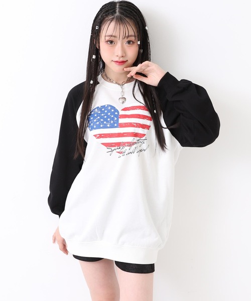 ANAP GｉRL（アナップガール）の「アメリカンハート ラグラン オーバー スウェット（スウェット・キッズ・ブラック/ダークアッシュ/レッド・XS/S/M）」の2枚目の写真